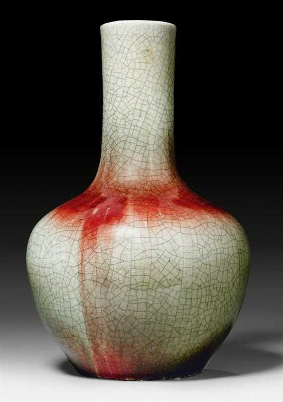 Appraisal: AN ELEGANT VASE WITH CRACQUEL D GLAZE AND RED SPLASHES