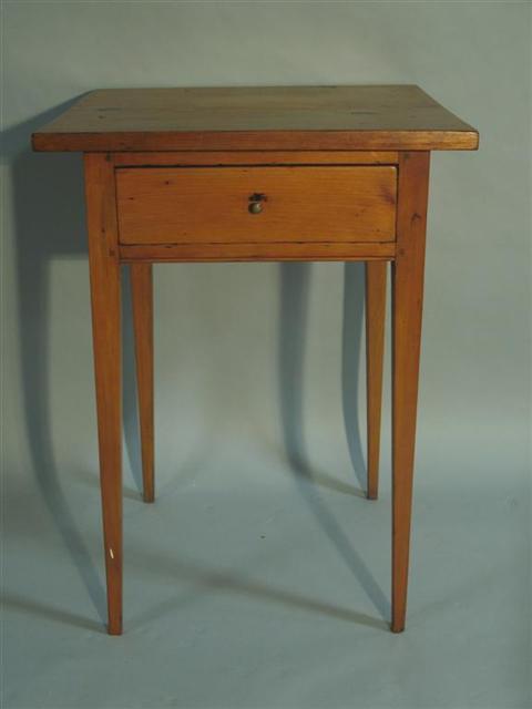 Appraisal: HEPPLEWHITE PINE ONE DRAWER TABLE The square top over a