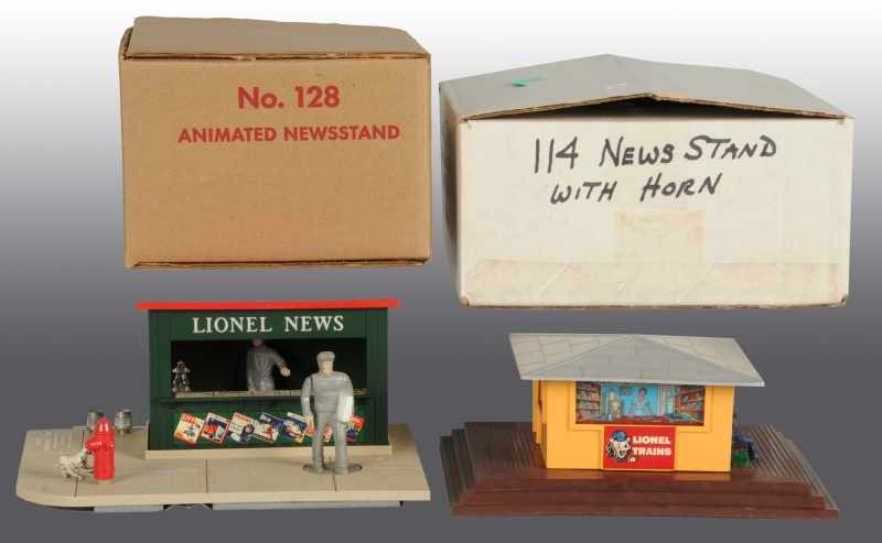 Appraisal: Lot of Lionel Train Accessories Description American Post-war Includes no