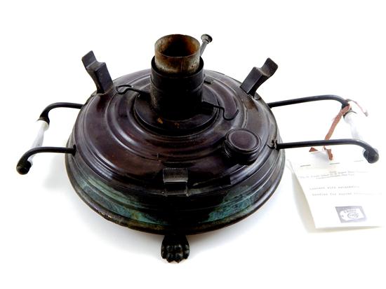 Appraisal: th C patent model for lantern with extendable handles stepped