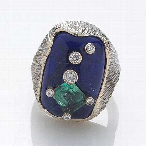 Appraisal: An emerald diamond lapis lazuli and k white gold ring