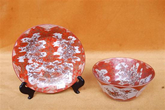 Appraisal: TWO PIECES ANTIQUE JAPANESE KUTANI Comprised of a bowl and