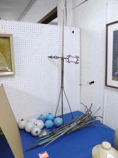 Appraisal: Lot assorted lightning rods and balls