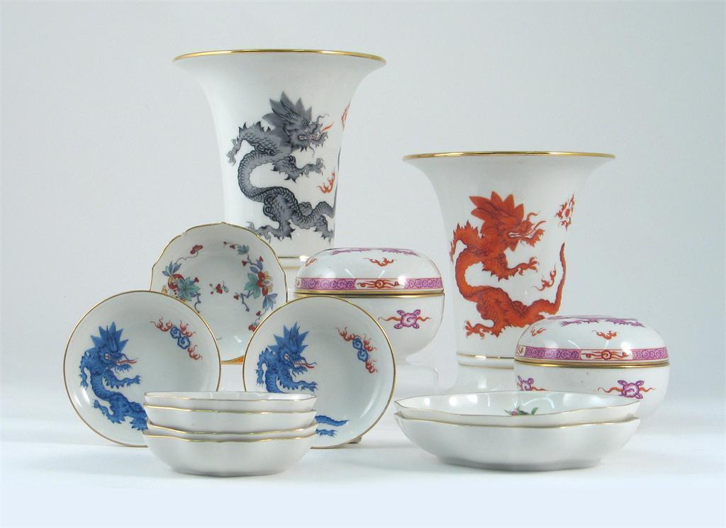 Appraisal: Modern Meissen Comprising two flared vases and two boxes and