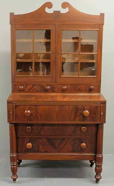 Appraisal: Baltimore mahogany two-piece secretary bookcase c with a broken arch