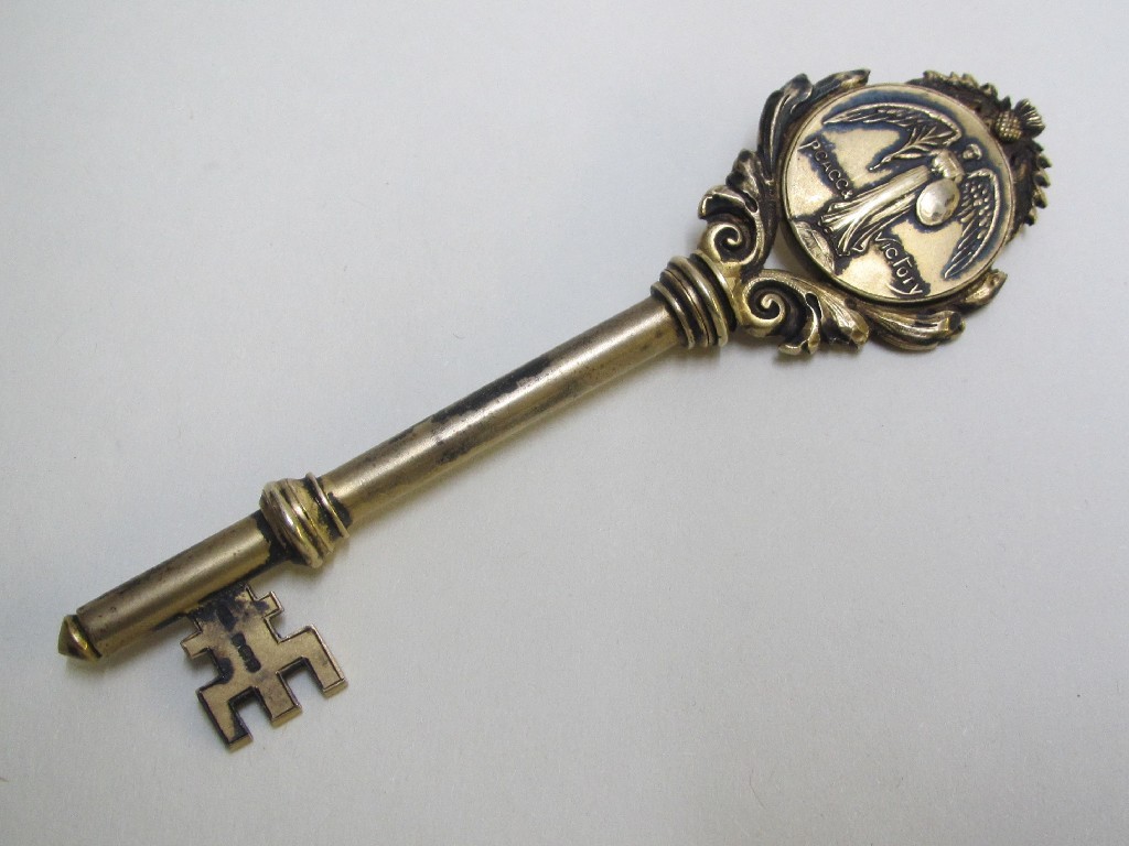 Appraisal: A silver gilt presentation key inscribed Presented to Alan Barns