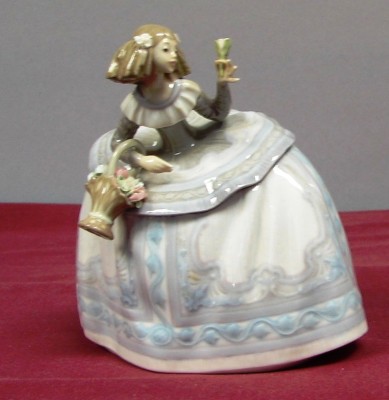 Appraisal: LLADRO - Teresa - G Retired Good condition