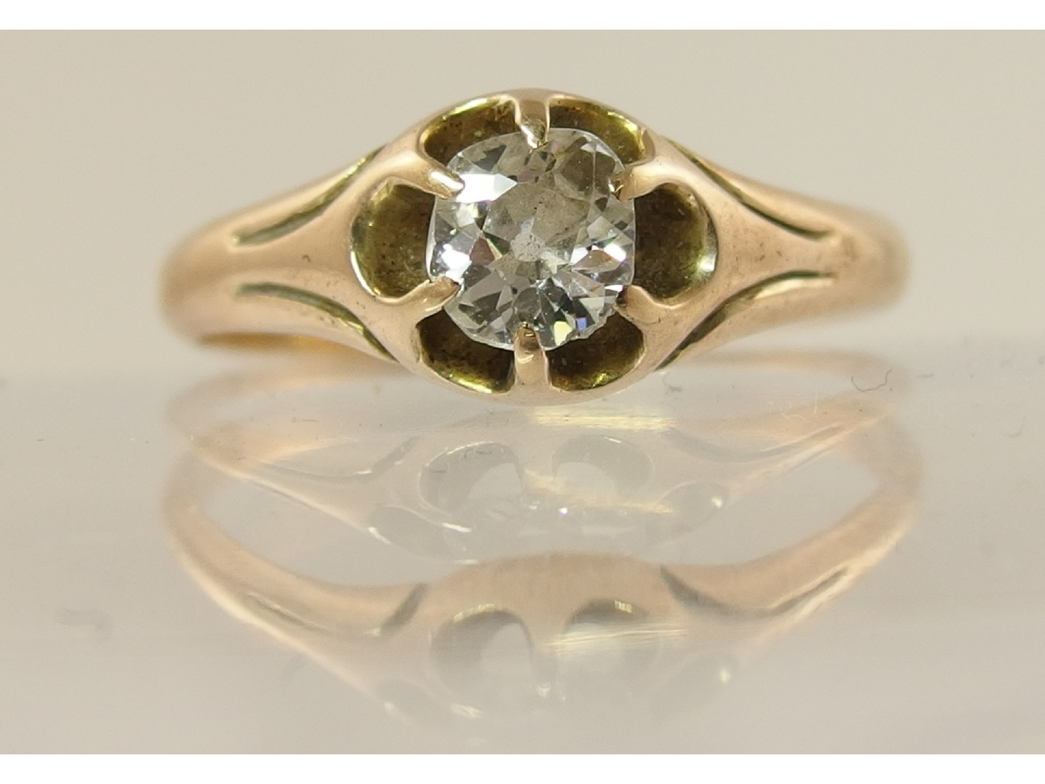 Appraisal: An early Victorian old cut diamond ring of approx cts