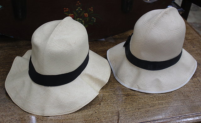 Appraisal: A LOCK AND CO FOLDED PANAMA HAT complete with packing