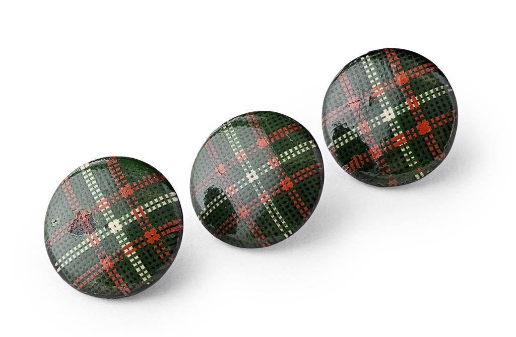 Appraisal: THREE MAUCHLINE TARTAN WARE BUTTONS LATE TH CENTURY cm diameter