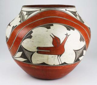 Appraisal: 's oversized Zia Pueblo bird olla signed Vicentita S Pino