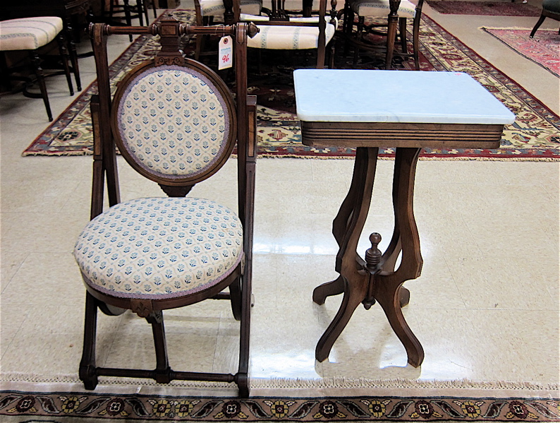 Appraisal: VICTORIAN WALNUT SIDE CHAIR AND MARBLE-TOP LAMP TABLE American late