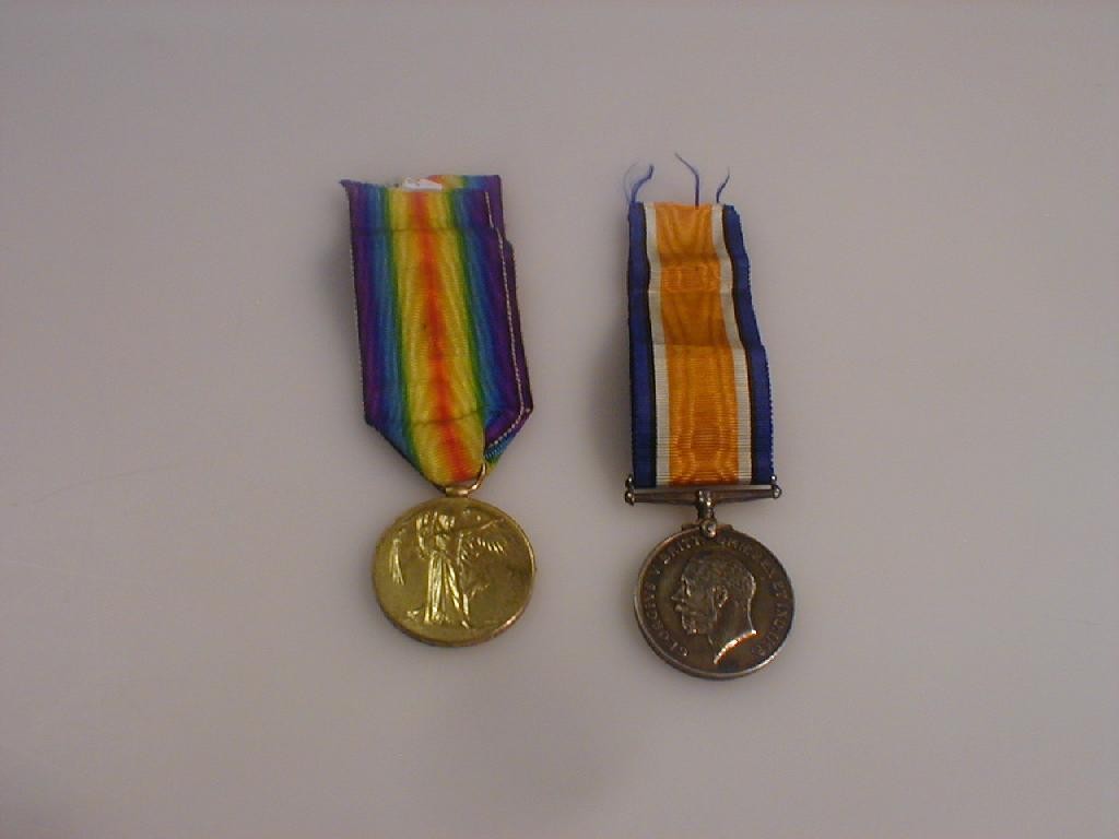 Appraisal: World War war and victory medals awarded to SPR W