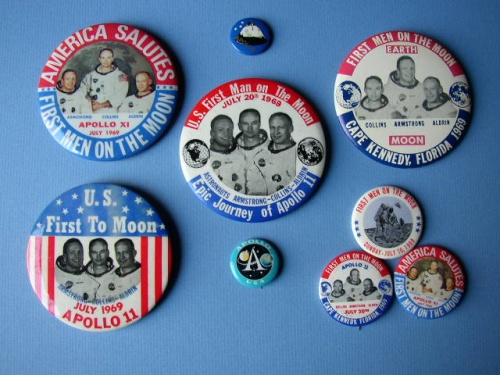 Appraisal: Apollo Buttons Group of nine Apollo or Apollo Program related