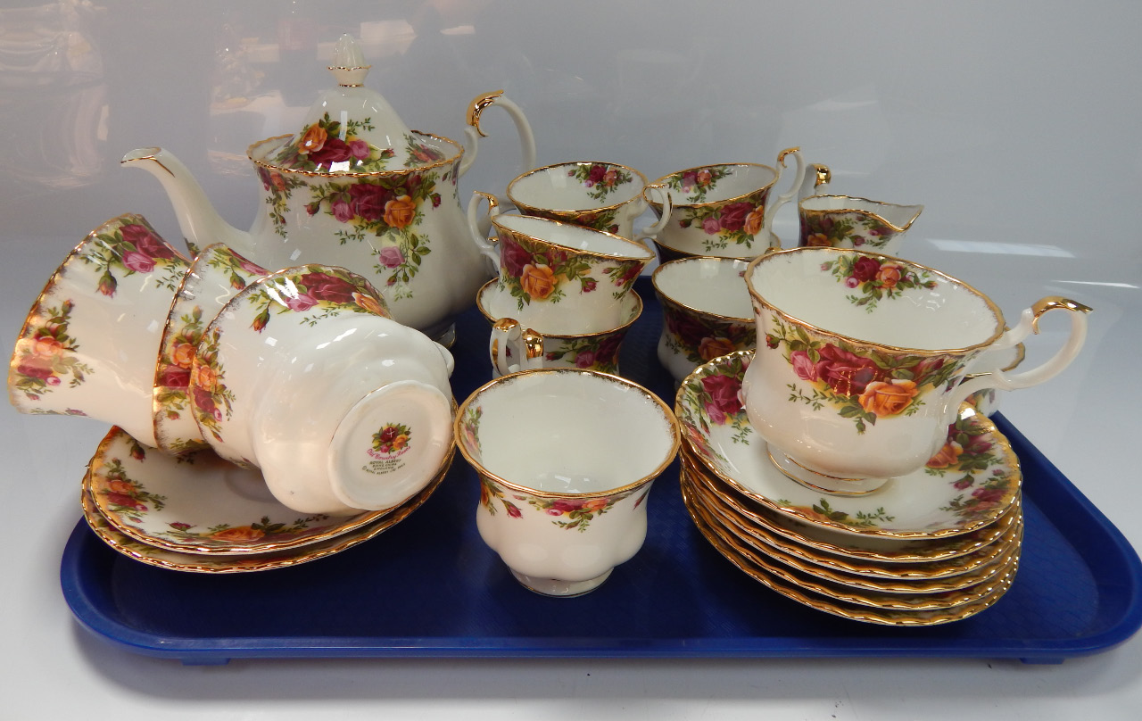 Appraisal: Royal Albert Old Country Roses comprising tea set and dinner