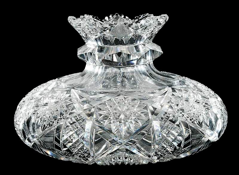 Appraisal: Libbey Cut Glass Flower Center Empress pattern - in x