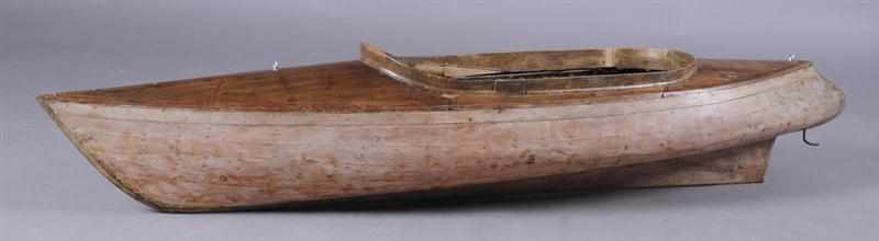 Appraisal: AMERICAN PAINTED WOOD MODEL OF A DUCK SHOOTING BOAT Provenance