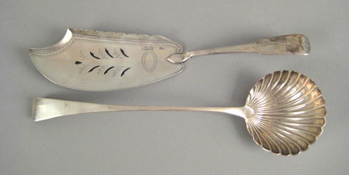 Appraisal: Irish bright cut silver fish slice ca bearing the touch