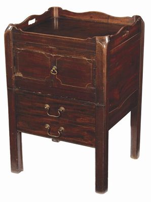 Appraisal: A late George III mahogany 'tray top' bedside commode with