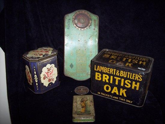 Appraisal: A Sarony cigarette tin with roulette game top cm wide