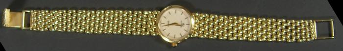 Appraisal: K YG ladies bracelet watch Cyma with quarts movement dwt