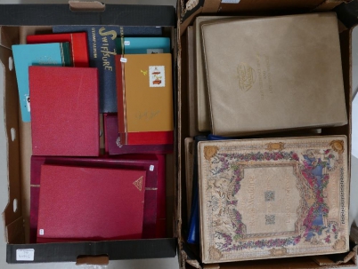 Appraisal: A large collection of world stamps in lbums trays