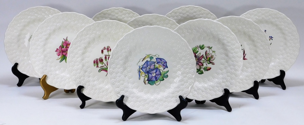 Appraisal: COPELAND SPODE BERMUDA FLOWERS PLATES England th CenturyIncludes one life