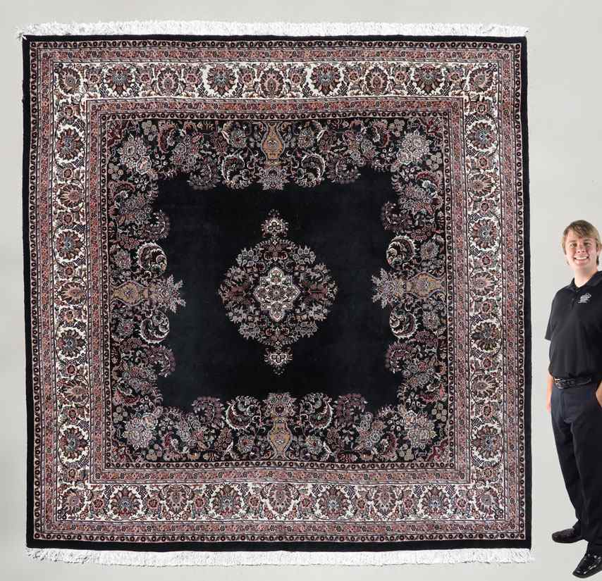 Appraisal: MODERN INDO-PERSIAN HAND KNOTTED WOOL RUG ' '' x '