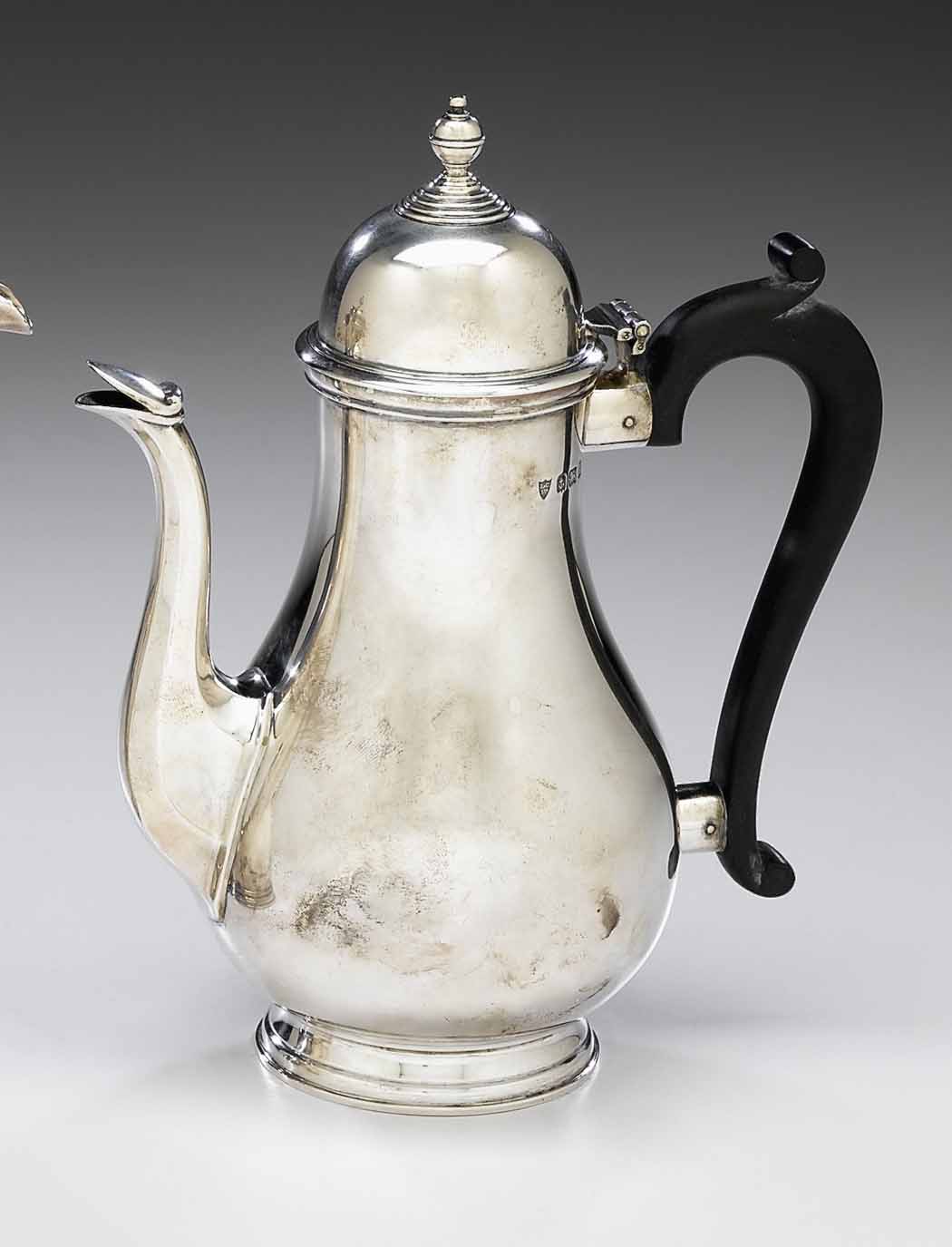 Appraisal: English sterling silver coffeepot ellis co ltd birmingham Retailed by