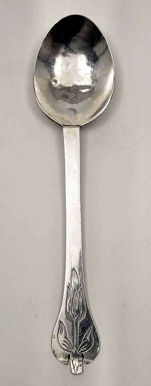 Appraisal: A Charles II West Country silver trefid spoon the terminal