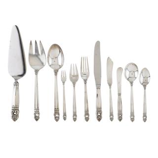 Appraisal: INTERNATIONAL STERLING SILVER FLATWARE Eighty-nine Royal Danish pattern service for