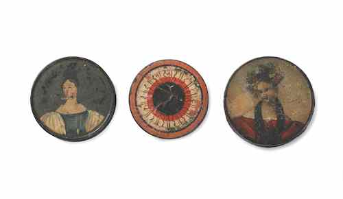 Appraisal: Three papier-m ch snuff boxes th c two with women's