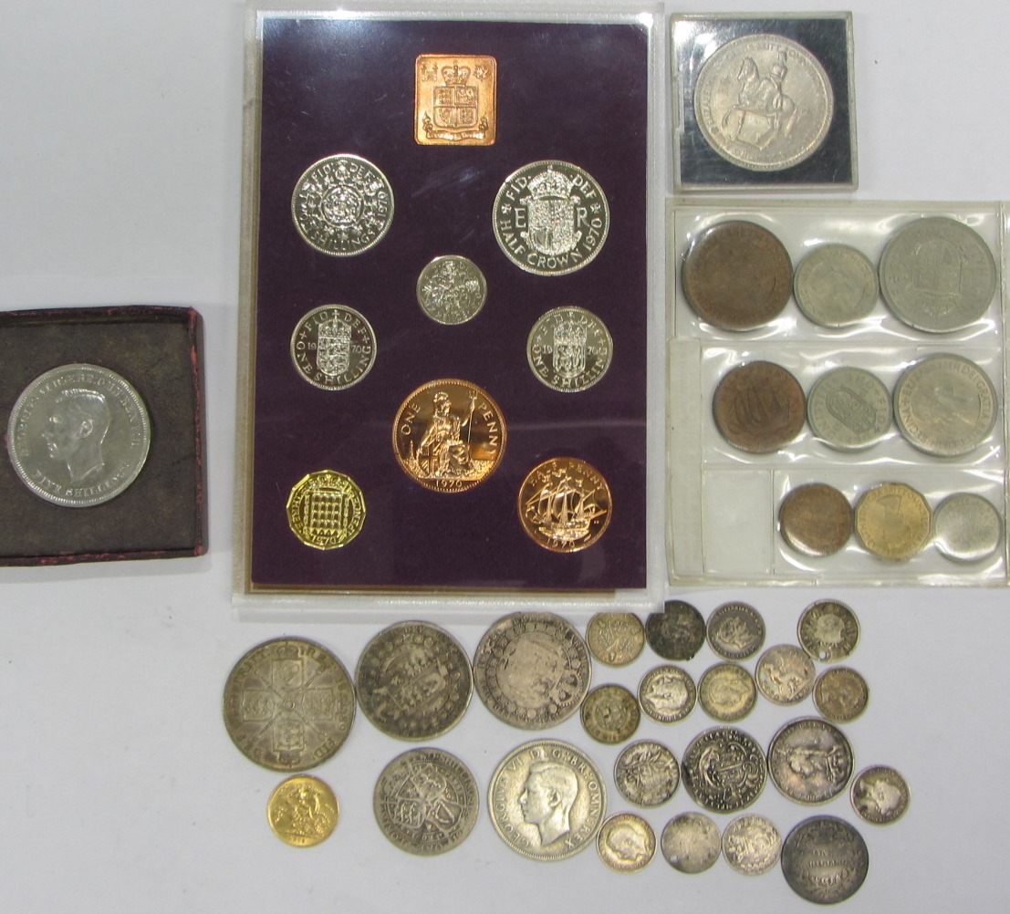 Appraisal: Coins comprising a George V half sovereign a proof specimen