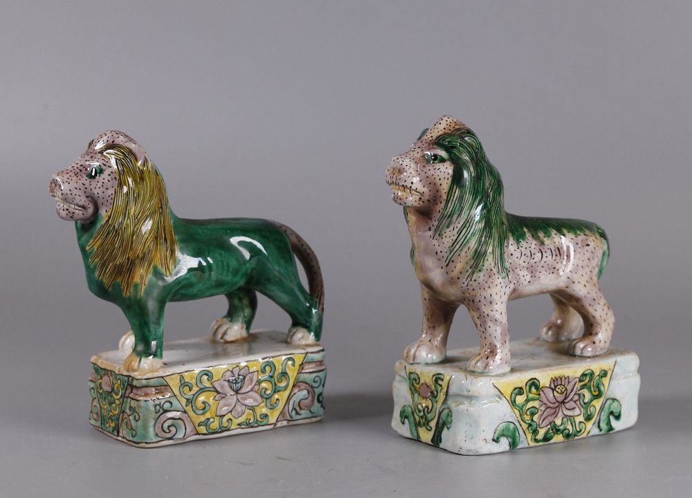 Appraisal: Chinese porcelain lions possibly th c each in L x