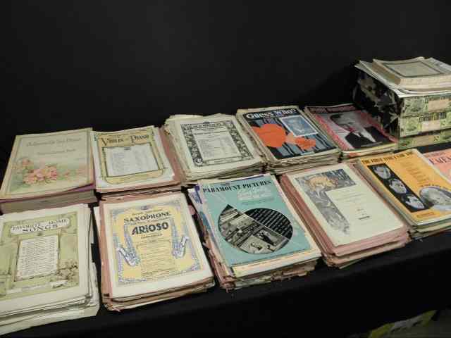 Appraisal: An extensive collection of assorted vintage and antique sheet music