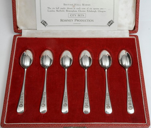 Appraisal: A SET OF SIX SILVER RAT-TAIL PATTERN COFFEE SPOONS Sheffield