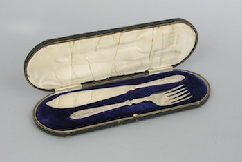 Appraisal: A Set of British Victorian Silver Plate Fish Servers A