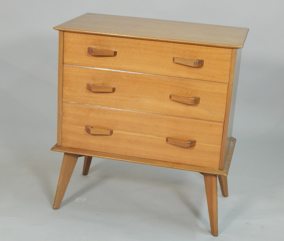 Appraisal: A 's 's retro style G Plan walnut chest of