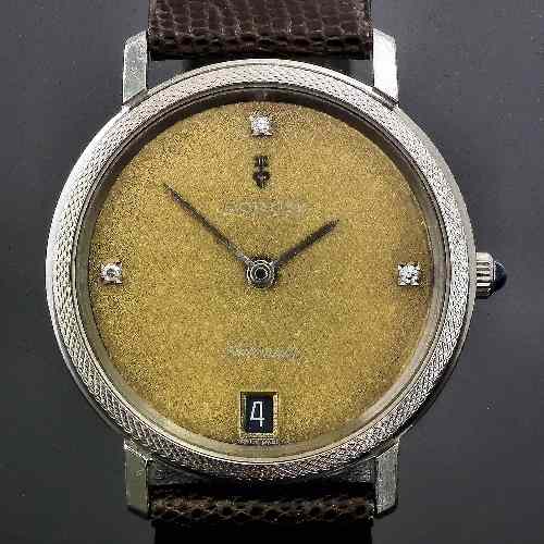 Appraisal: A s gentleman's Corum automatic wristwatch in silvery coloured metal