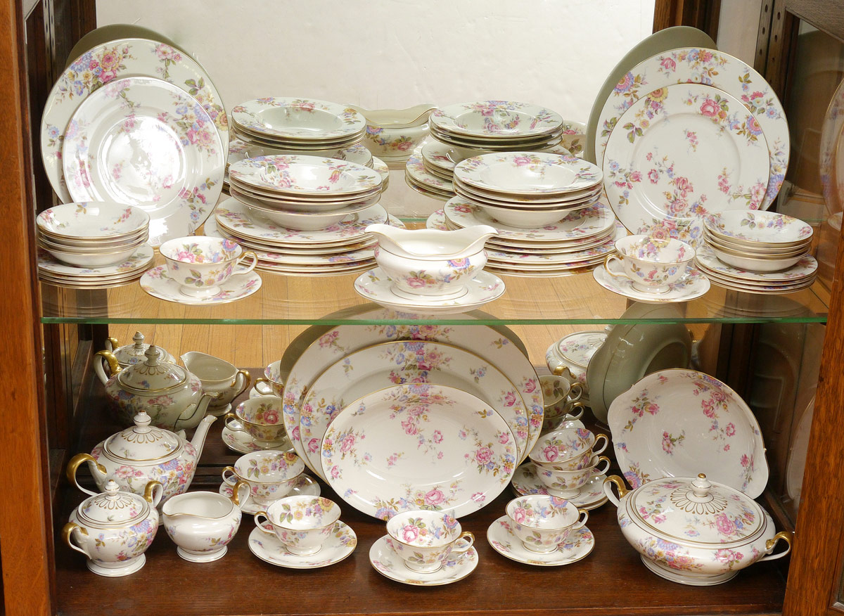 Appraisal: CASTLETON FINE CHINA SERVICE FOR IN THE SUNNYBROOKE PATTERN Approx