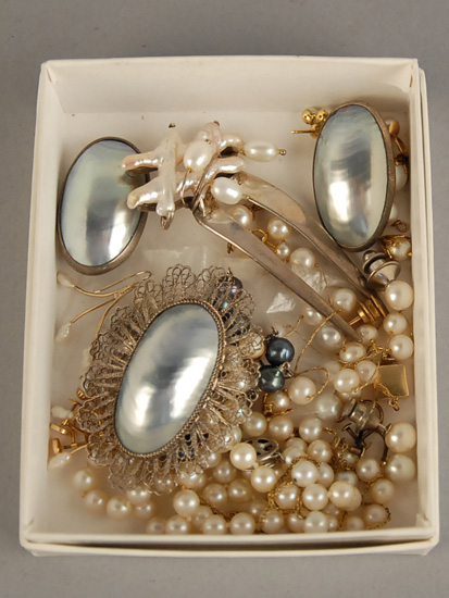 Appraisal: A Large Lot of Pearl Jewelry a pair of large