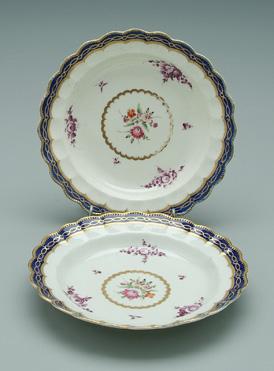 Appraisal: Pair Worcester serving dishes hand painted floral bouquets purple gilt