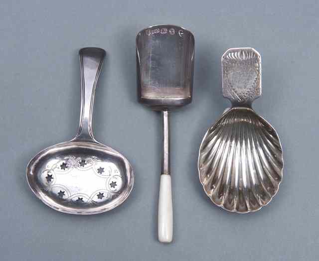 Appraisal: A GEORGE III SILVER CADDY SPOON with shovel shaped bowl