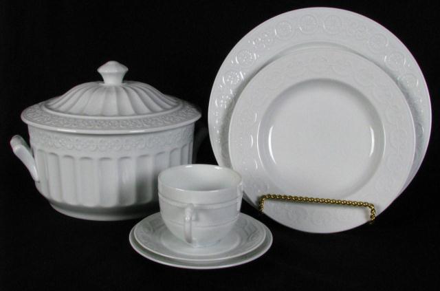 Appraisal: Set of Waterford dinnerware assembled from Grafton's Gate Grafton Street