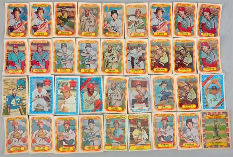 Appraisal: Lot of Approximately s D Baseball Cards Description Includes still