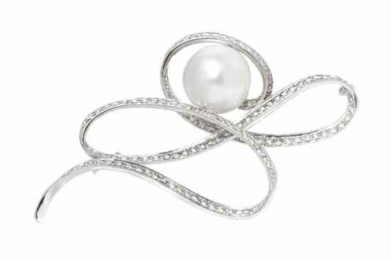 Appraisal: An Karat White Gold Cultured South Sea Pearl and Diamond