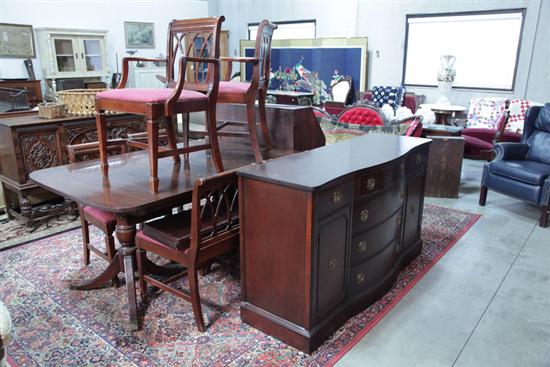 Appraisal: EIGHT PIECE DINING ROOM SUITE Mahogany and including a double