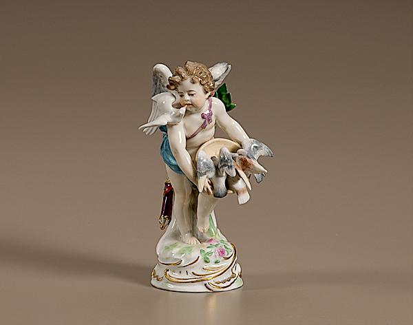 Appraisal: MEISSEN CUPID FIGURE WITH DOVES German th century A figure