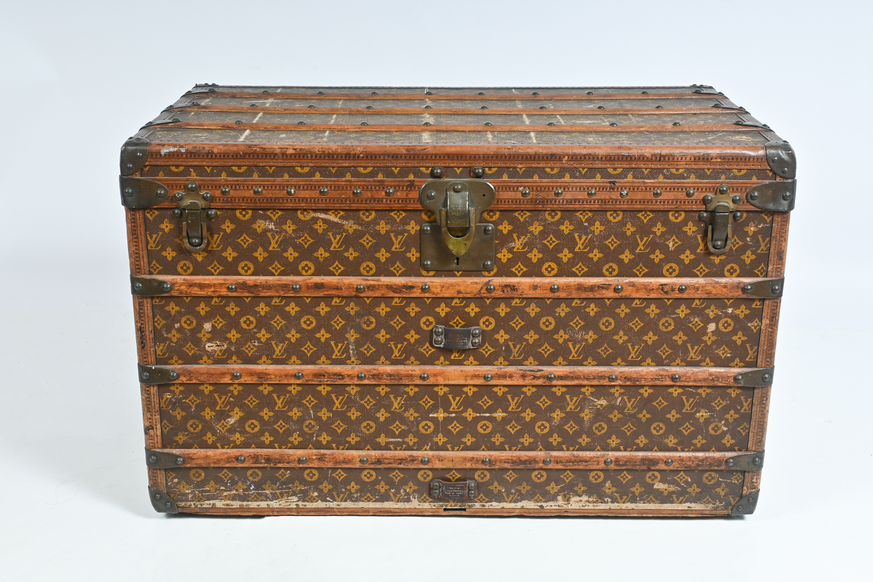 Appraisal: EARLY 'S LOUIS VUITTON CHEST Serial Steamer Trunk Circa having