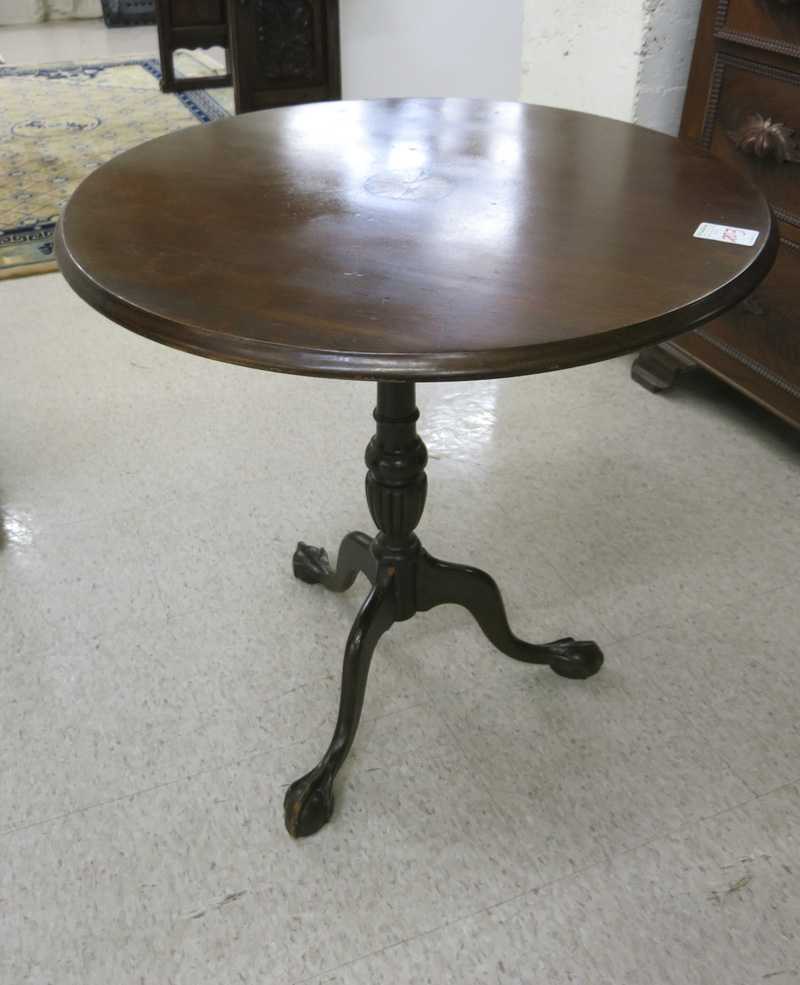 Appraisal: CHIPPENDALE STYLE MAHOGANY TILT-TOP TEA TABLE American early th century